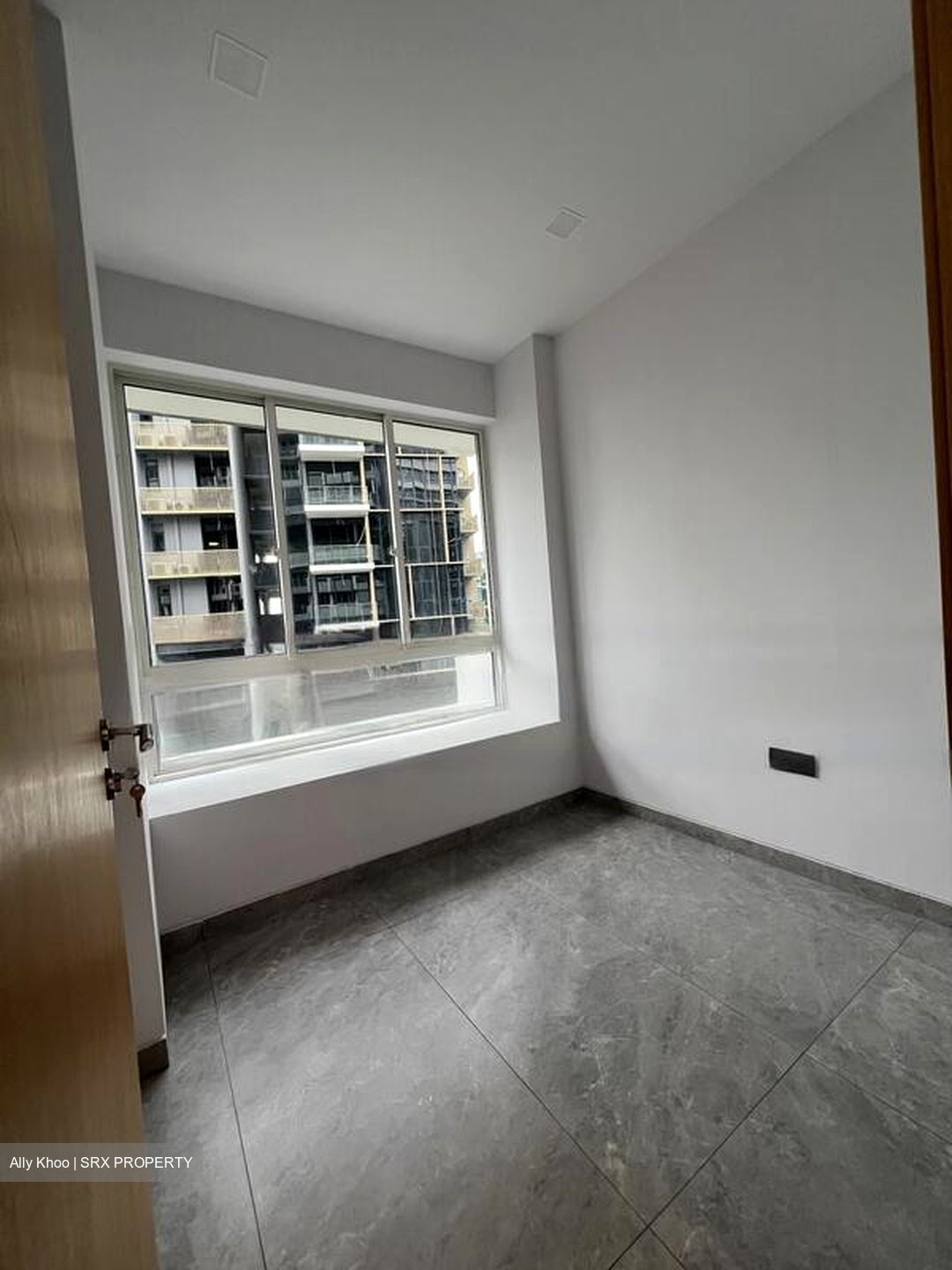 The Peak @ Cairnhill II (D9), Apartment #460353631